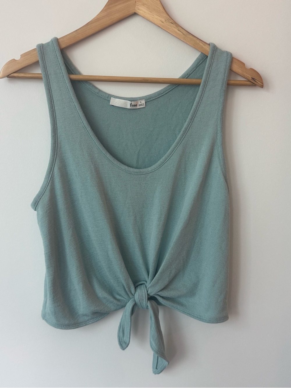 Wilfred Free Aritzia Sage Green Front Tie Knot Cropped Tank Top Small
